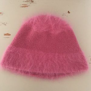 American Eagle Outfitters Winter Beanie Rose